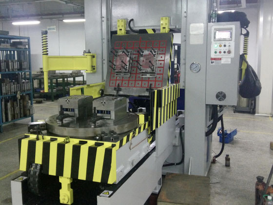 双色模合模机客户